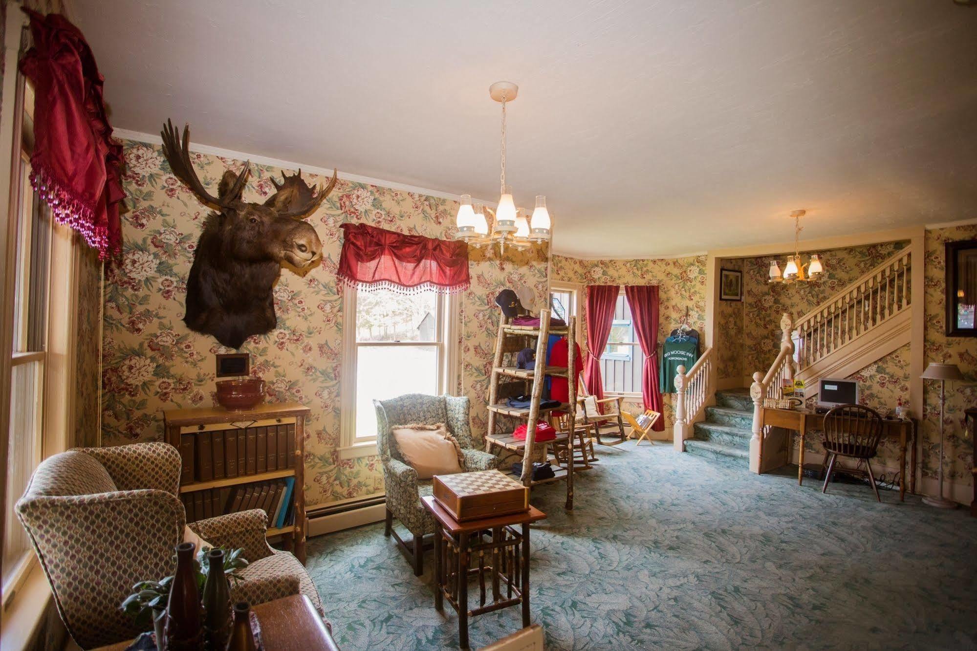 The Big Moose Inn Εξωτερικό φωτογραφία