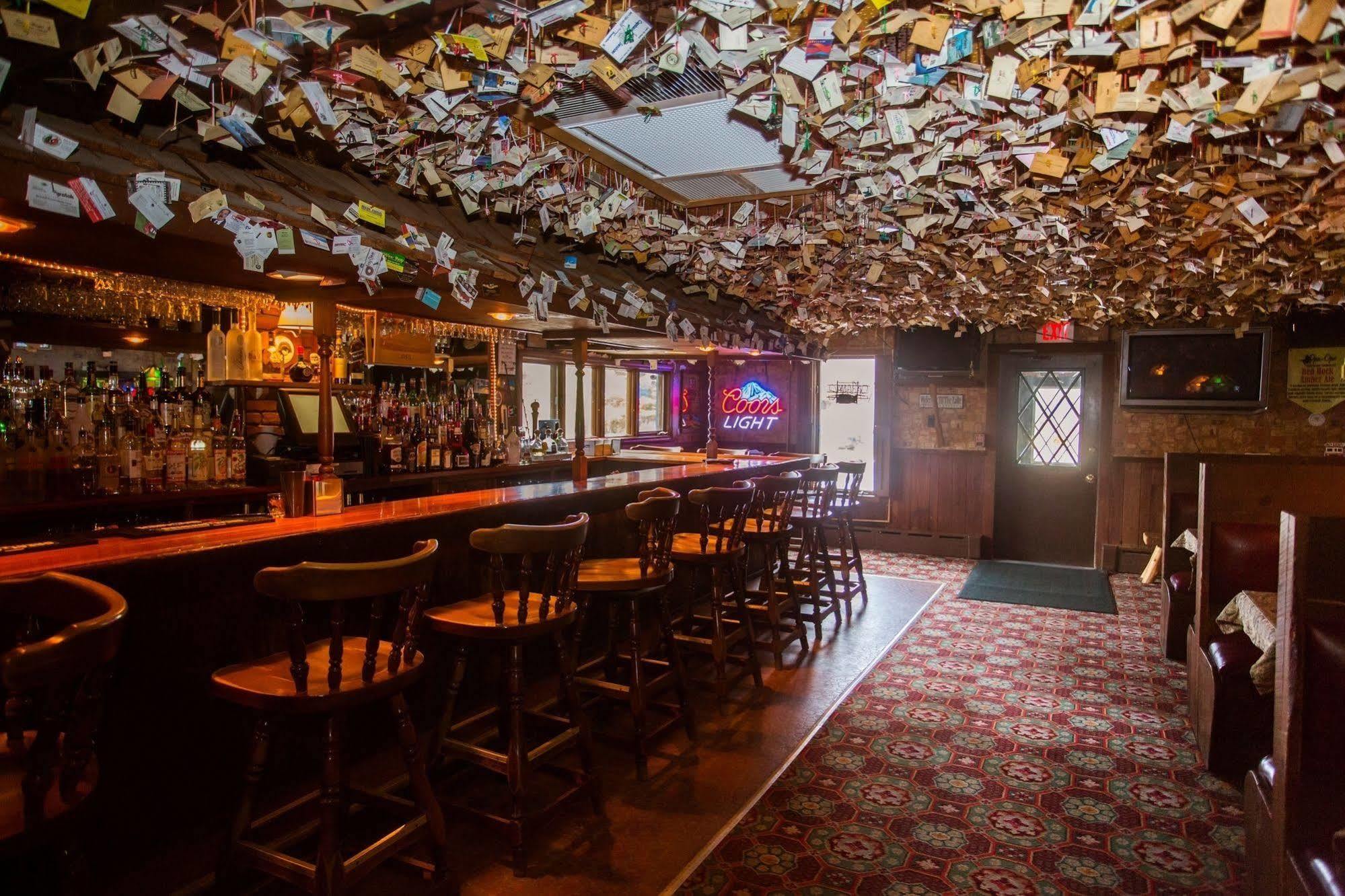 The Big Moose Inn Εξωτερικό φωτογραφία