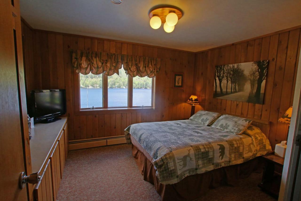 The Big Moose Inn Εξωτερικό φωτογραφία