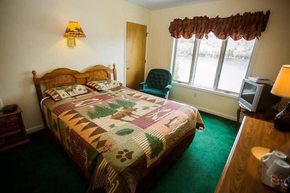 The Big Moose Inn Εξωτερικό φωτογραφία